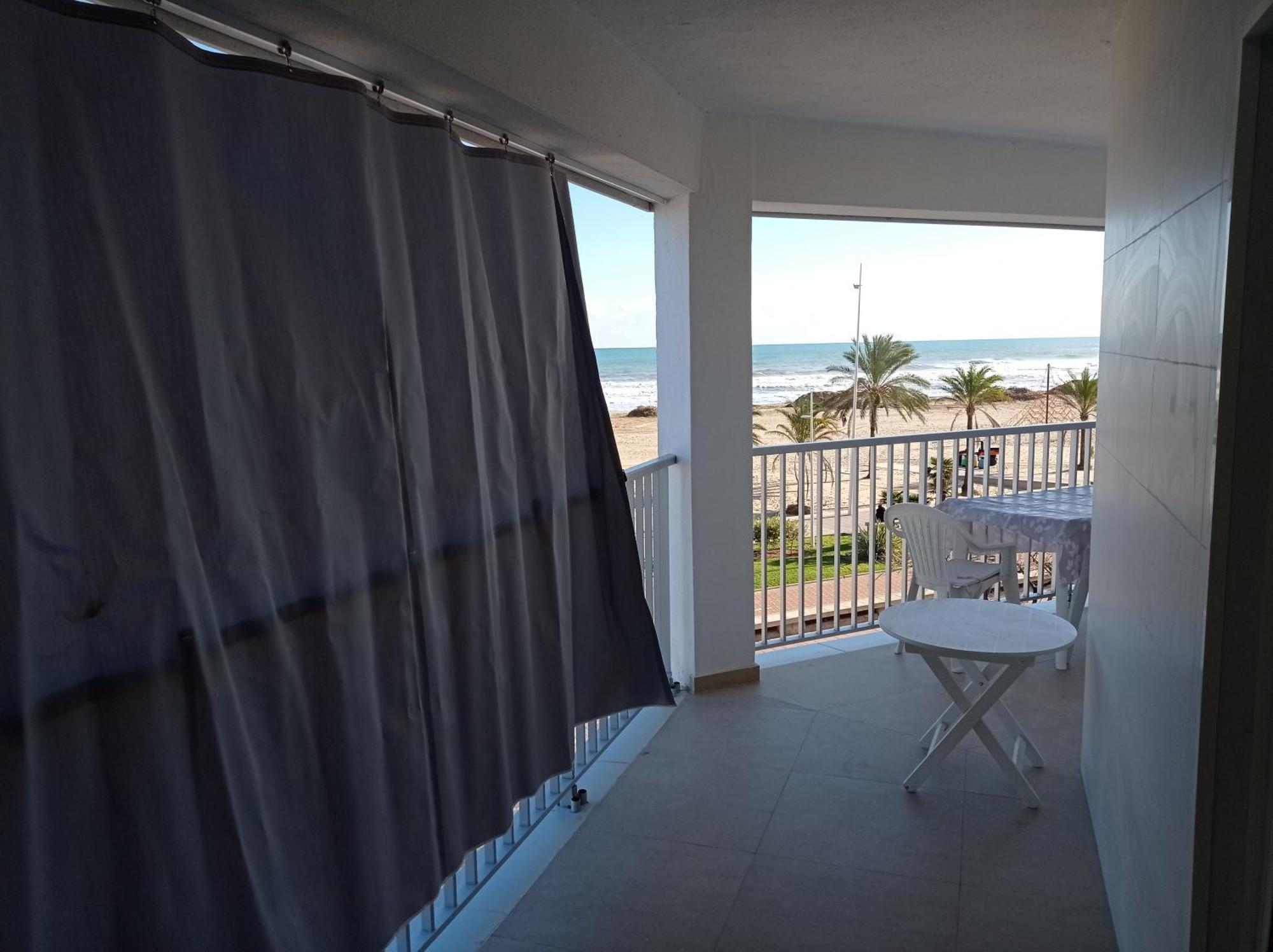 Apartamentos Bonaire 1ª Linea Wifi Solo Familias Serviplaya Gandia Room photo